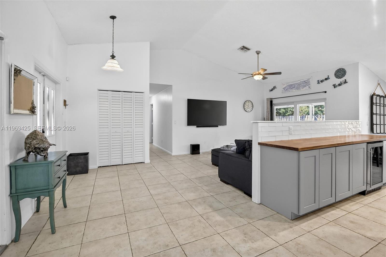 WELLEBY UNIT EIGHT - Residential