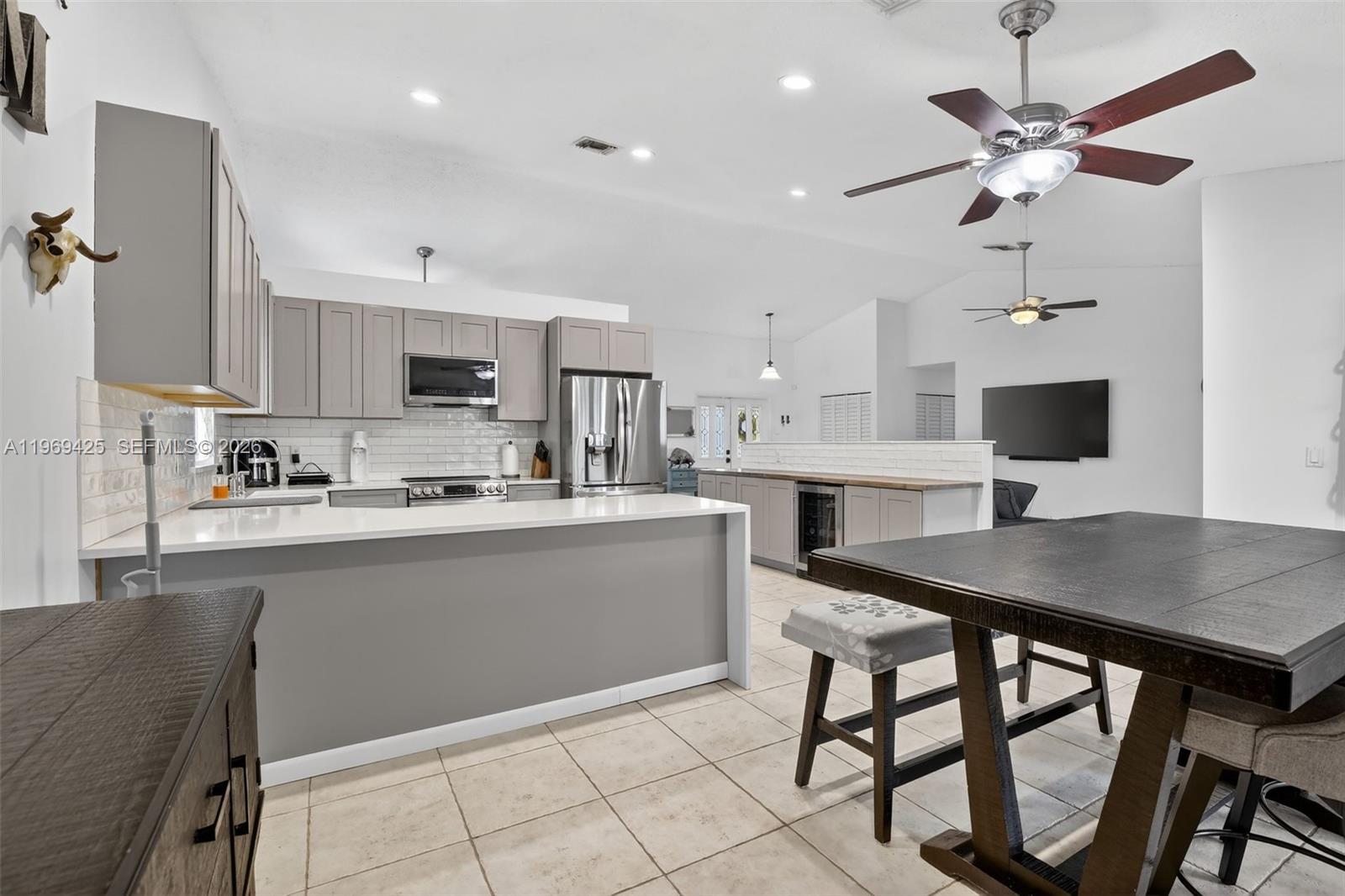 WELLEBY UNIT EIGHT - Residential