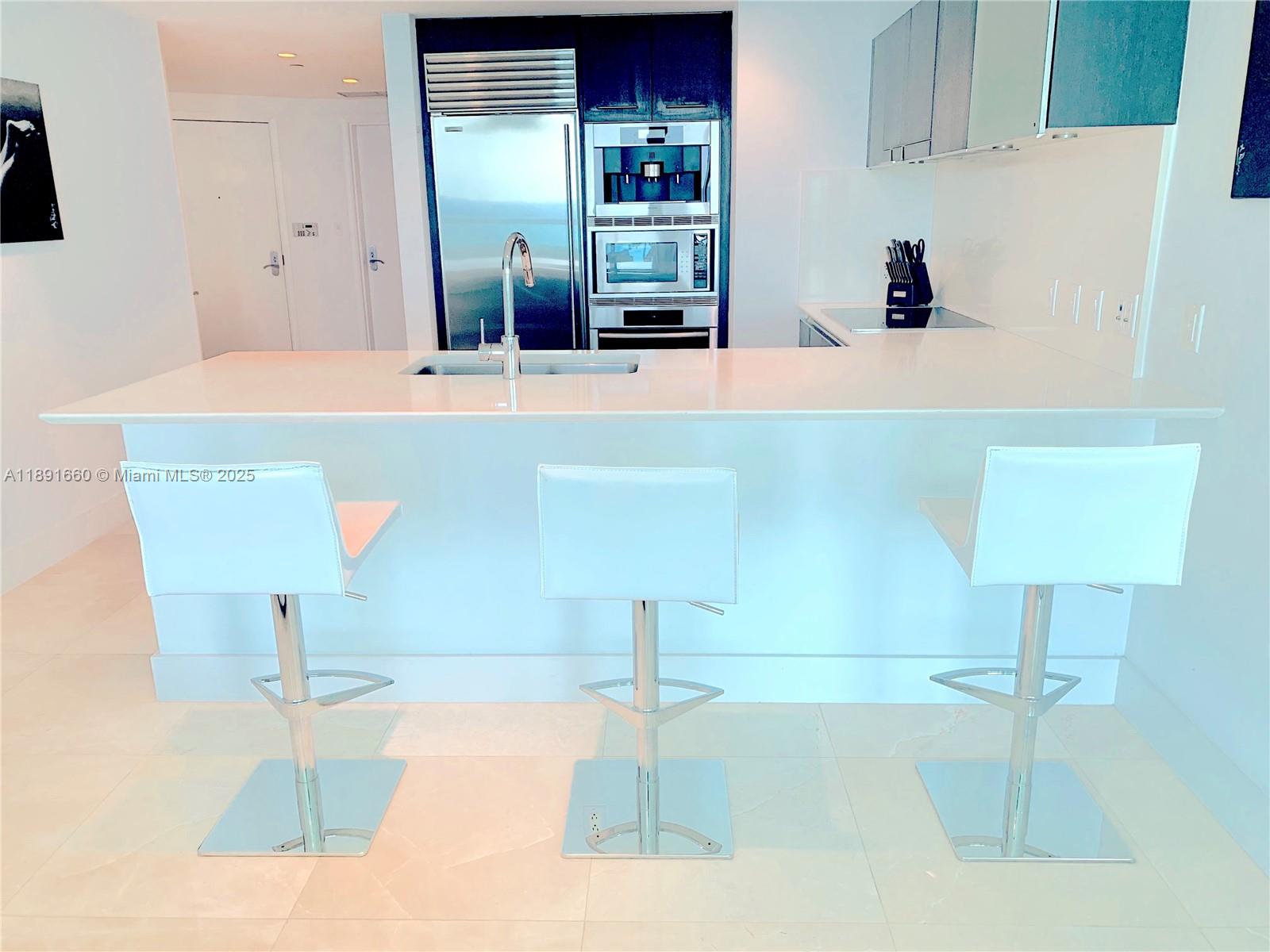 JADE BEACH CONDO - Residential Lease