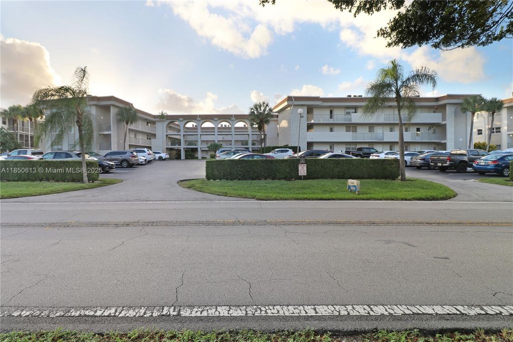Photo of 5601 NW 2nd Ave #ONE, Boca Raton, FL 33487 (MLS # A11850613)