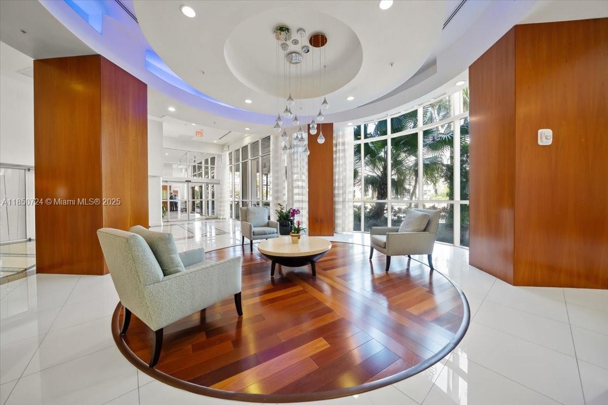 LA GORCE PALACE CONDO - Residential