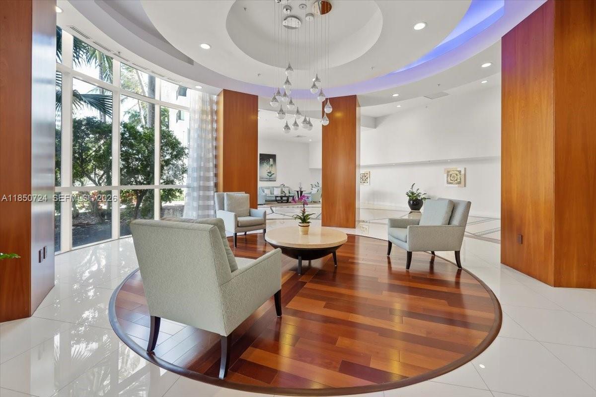 LA GORCE PALACE CONDO - Residential