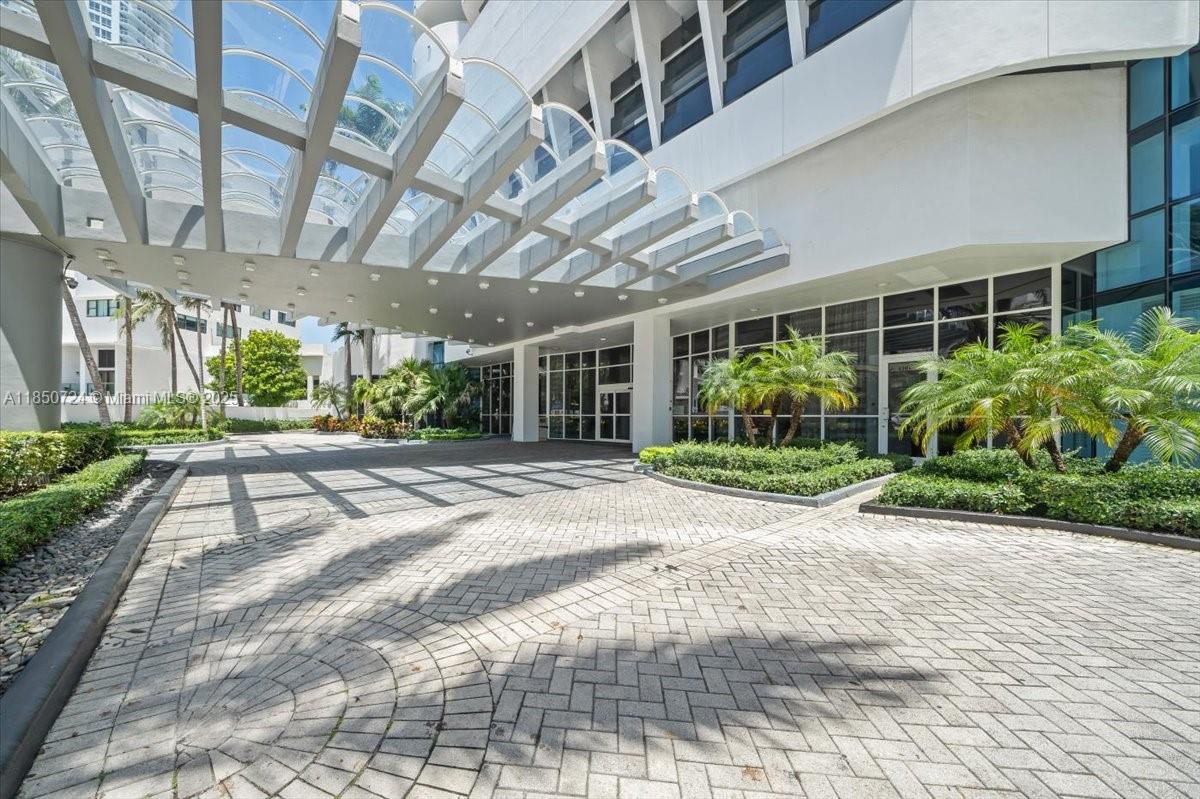 This high-floor residence at La Gorce Palace offers one of the most captivating views in Miami Beach, an endless panorama where the deep blue ocean meets the open sky. Floor-to-ceiling windows frame stunning sunrises, sunsets, and Intracoastal vistas from every room. The oversized balcony invites outdoor relaxation in a serene beachfront setting. Recently painted and filled with natural light, the unit features high-end appliances and a perfect blend of elegance and comfort. A true oceanfront retreat in one of the most iconic buildings on Collins Avenue.