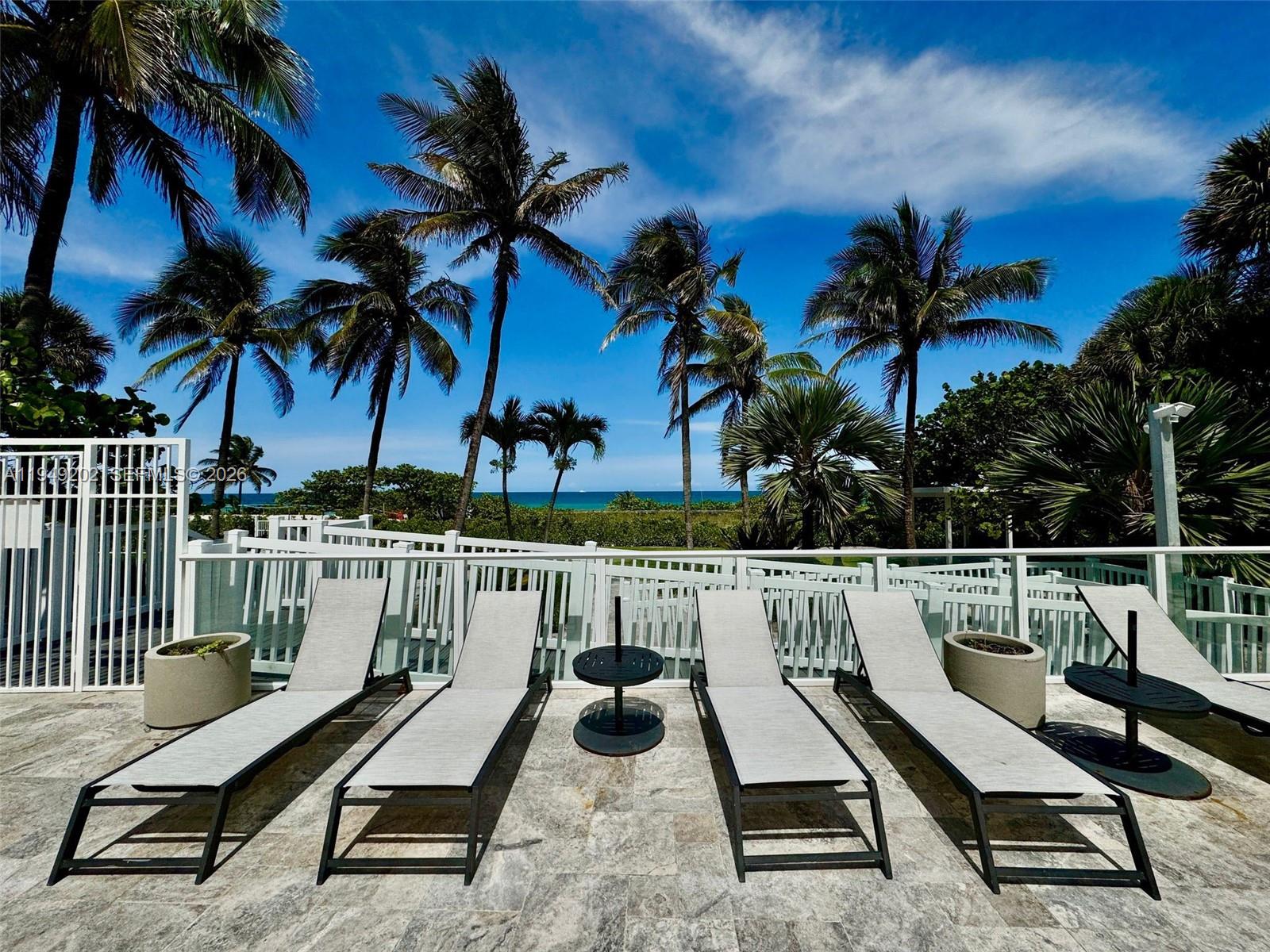 MIRAGE CONDO - Residential