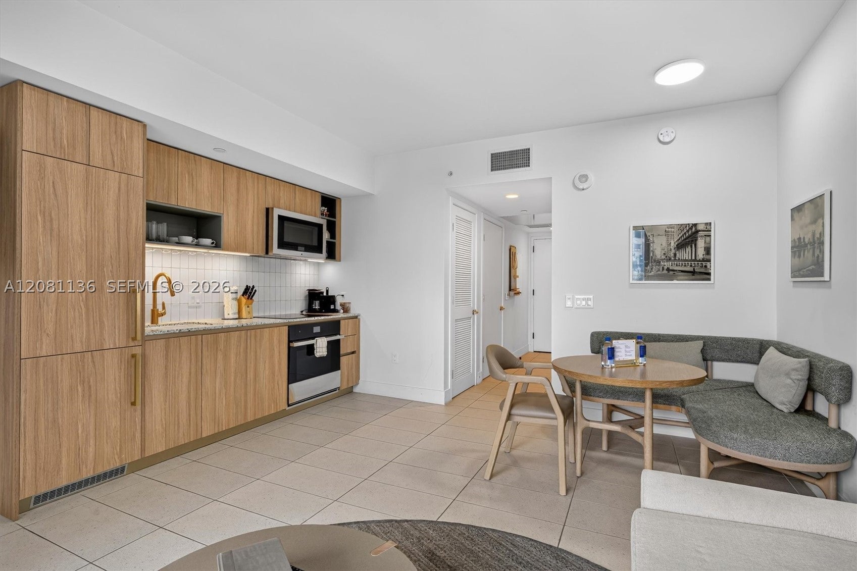 159 NE 6th St 3603