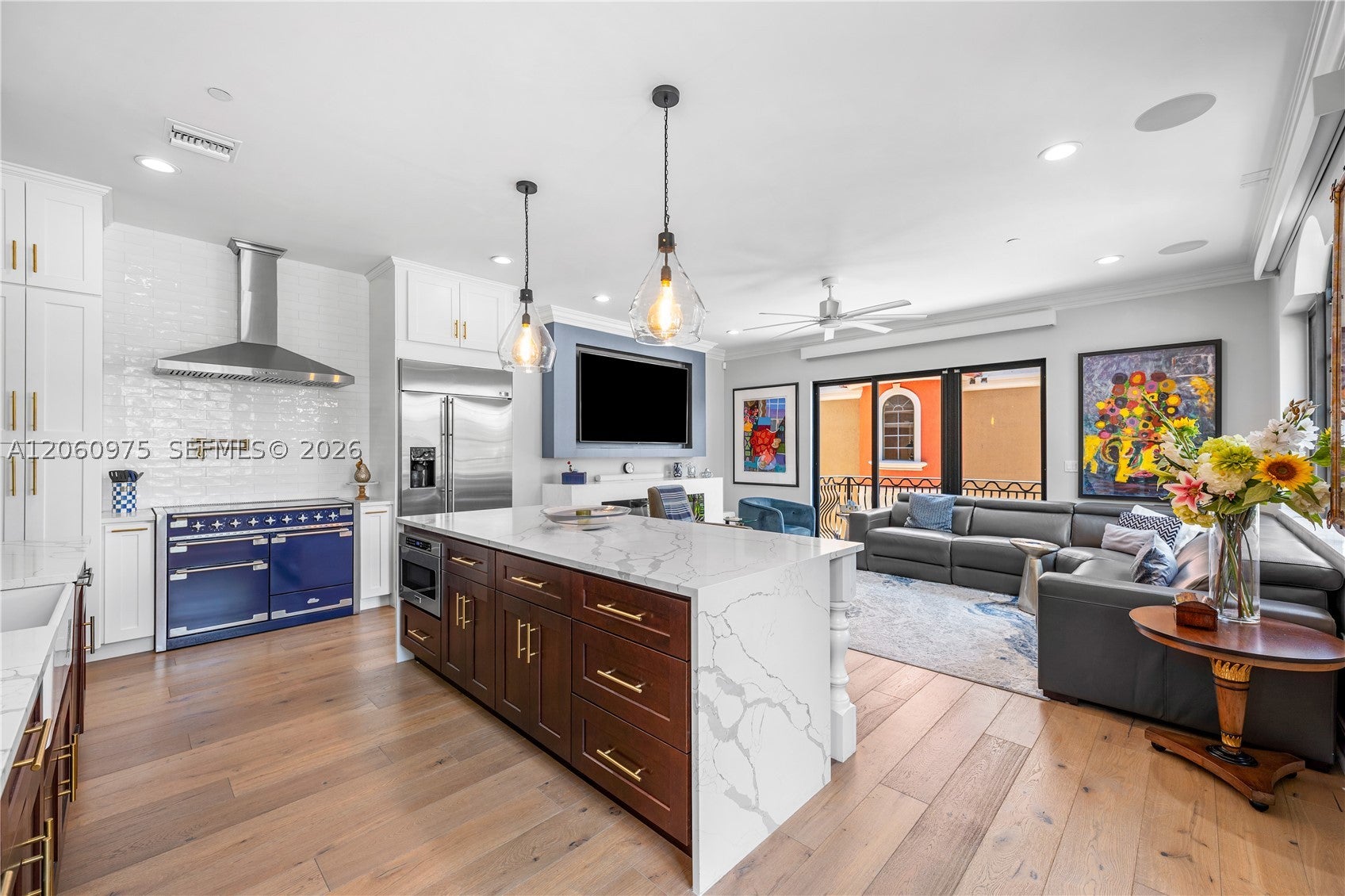 2106 SE 7th St 2106