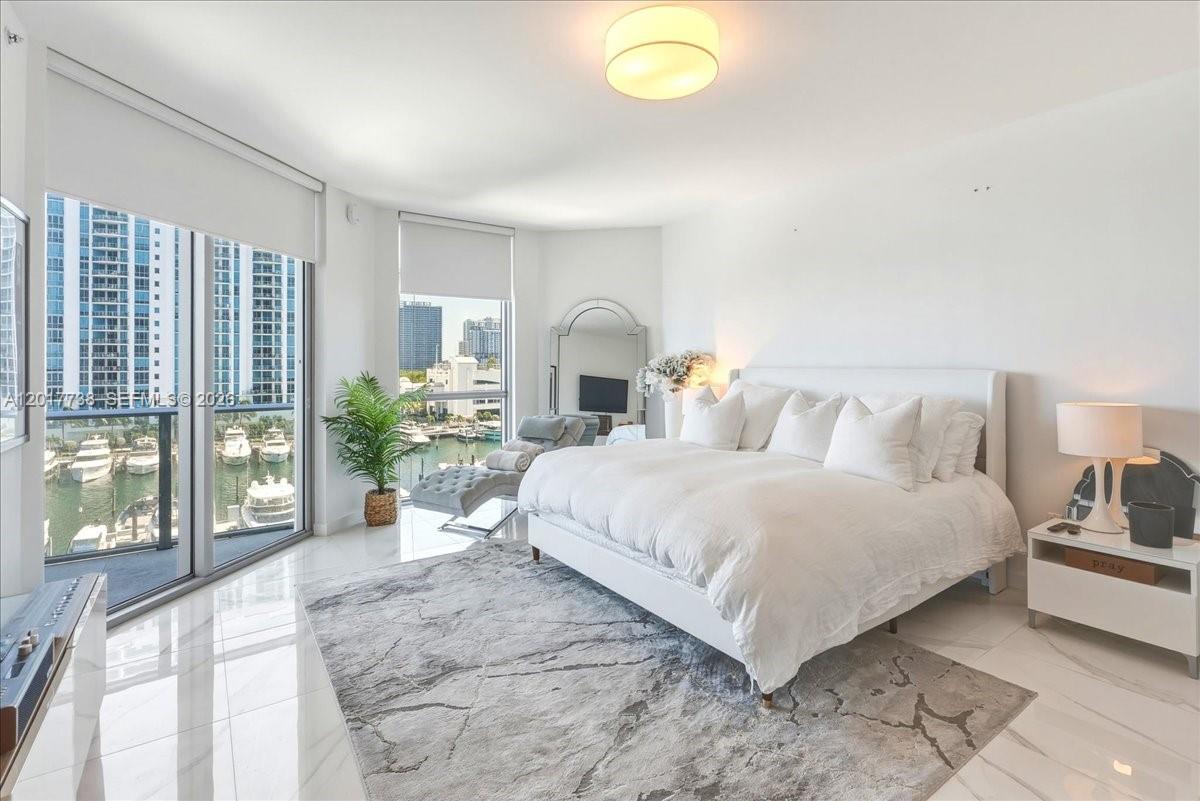 MARINA PALMS RESIDENCES N - Residential