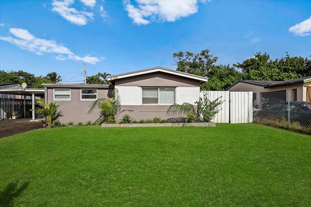 Property for Sale at 6661 Meade Street, Hollywood, Broward County, Florida - Bedrooms: 5 
Bathrooms: 3  - $539,000