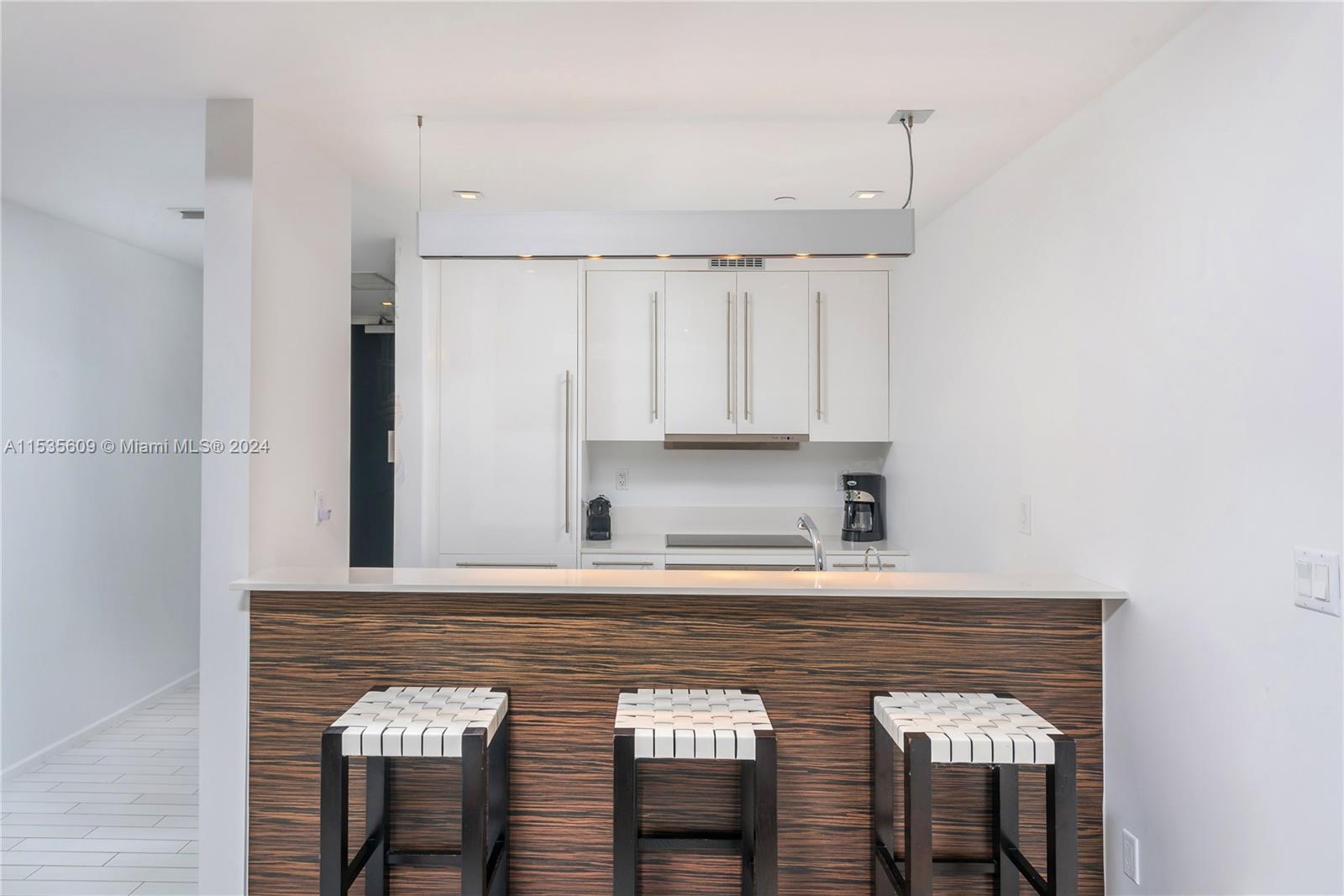 2201 COLLINS AVE CONDO - Residential