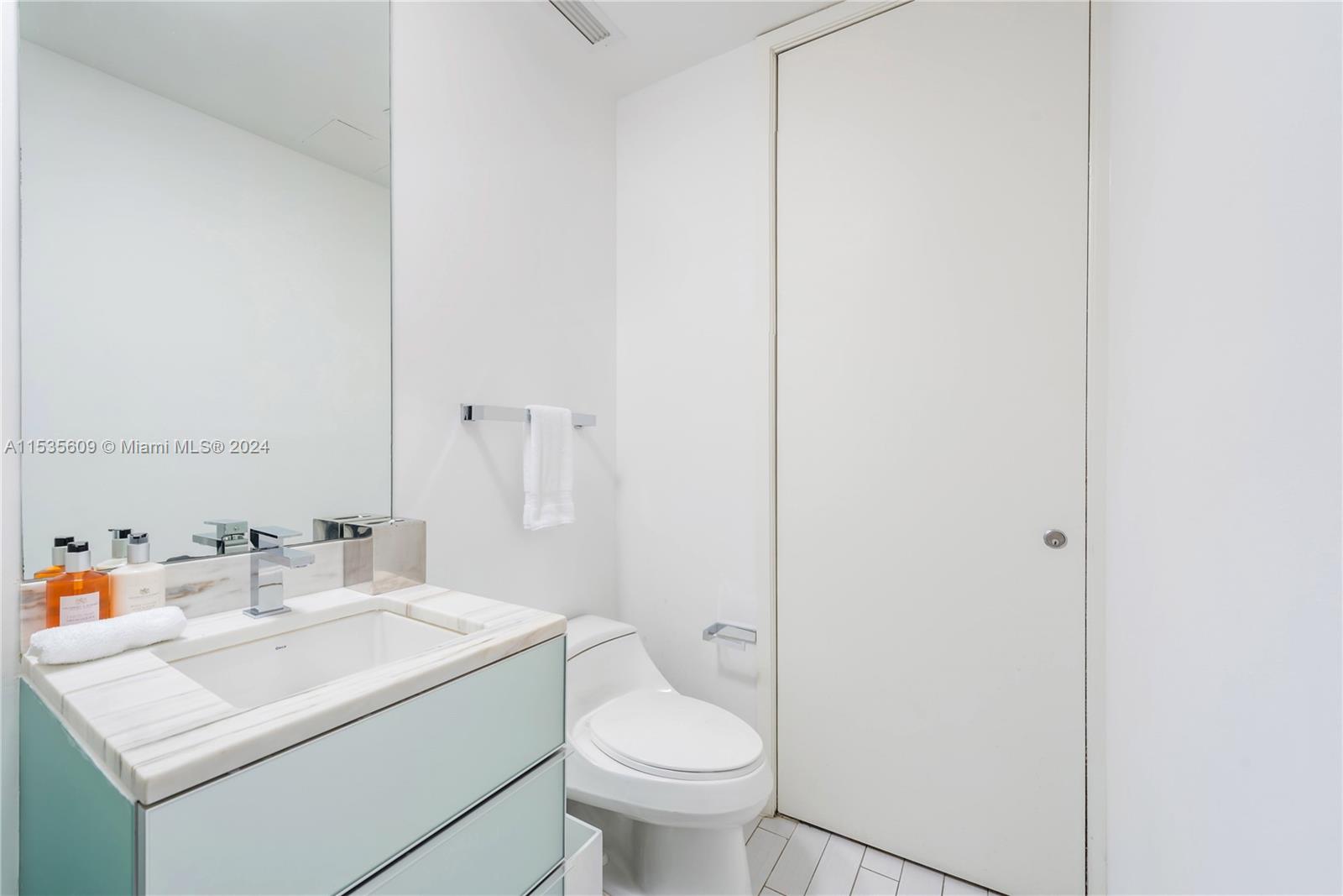 2201 COLLINS AVE CONDO - Residential