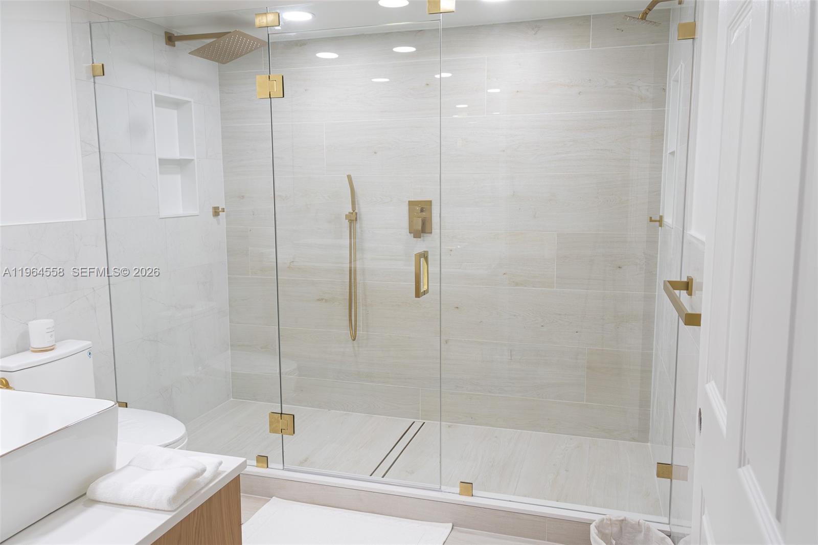 NO 40 PALM-AIRE COUNTRY C - Residential