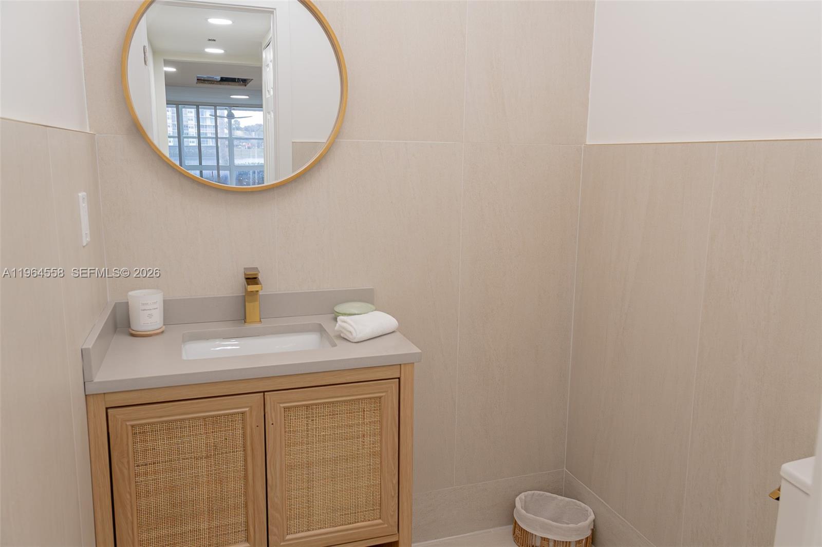 NO 40 PALM-AIRE COUNTRY C - Residential