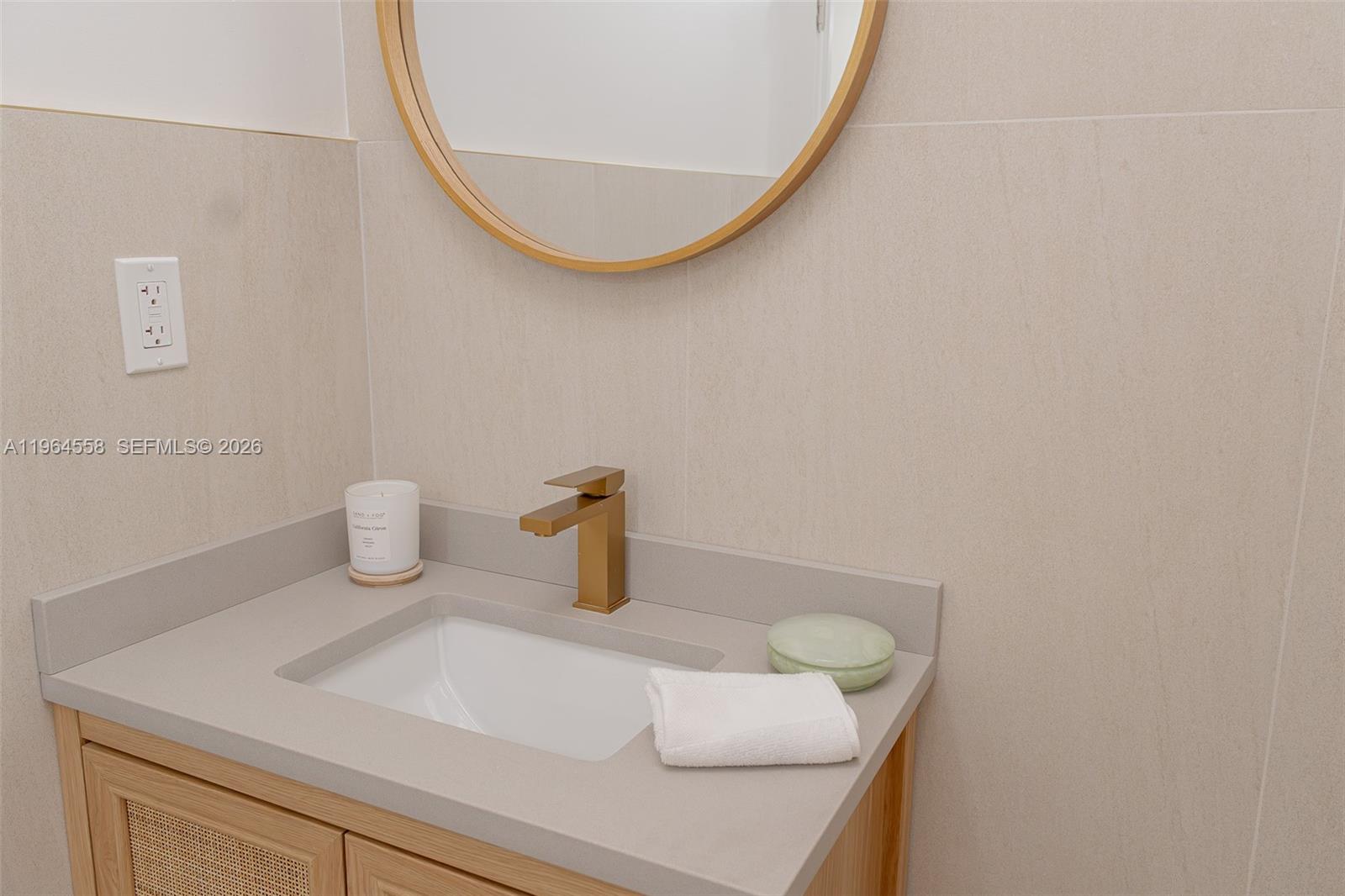 NO 40 PALM-AIRE COUNTRY C - Residential