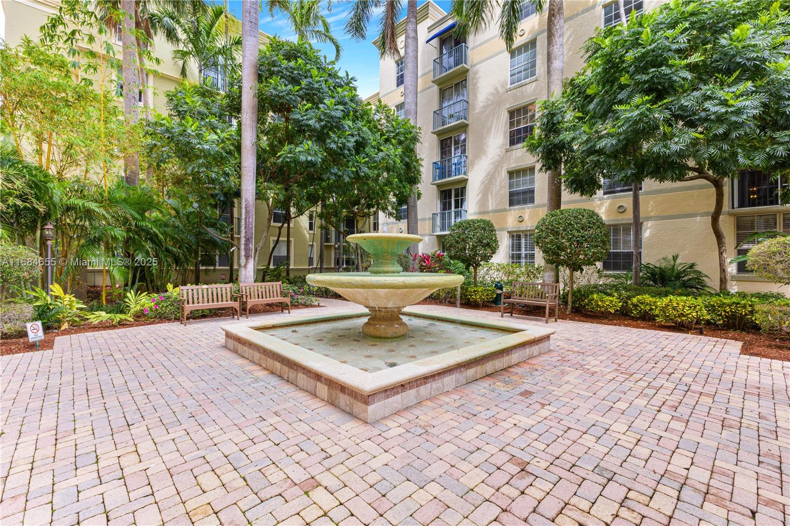 TOWER CONDO AT CITYPLACE - Residential Lease