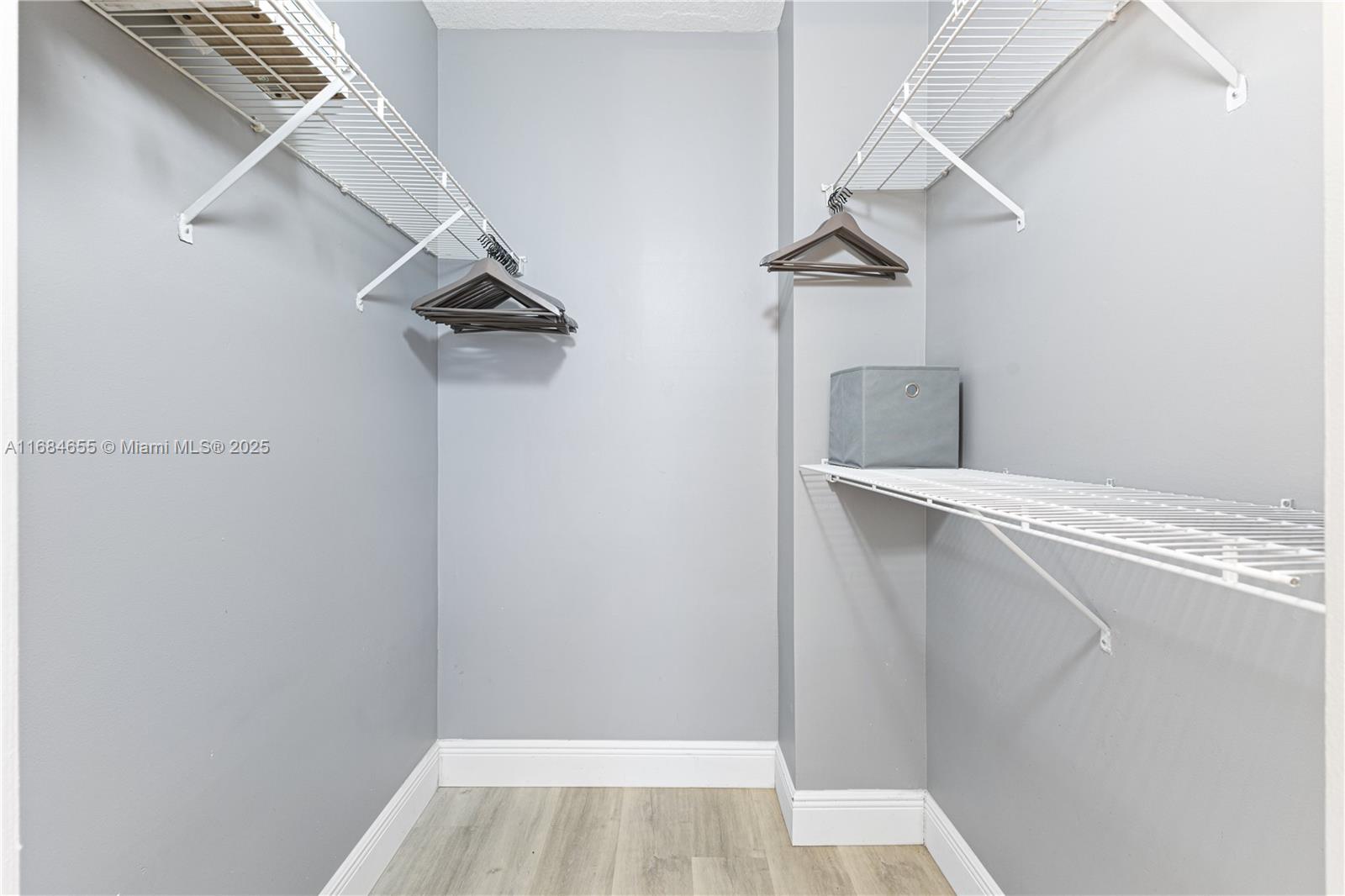 TOWER CONDO AT CITYPLACE - Residential Lease