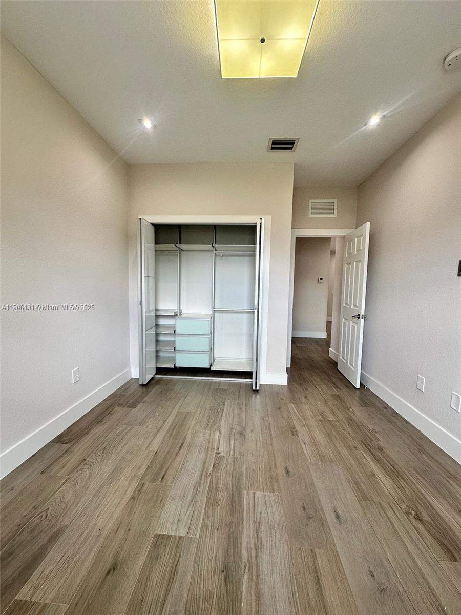 ST MORITZ ESTATES - Residential Lease