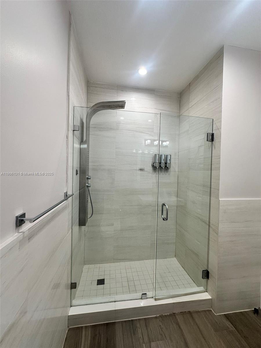 ST MORITZ ESTATES - Residential Lease