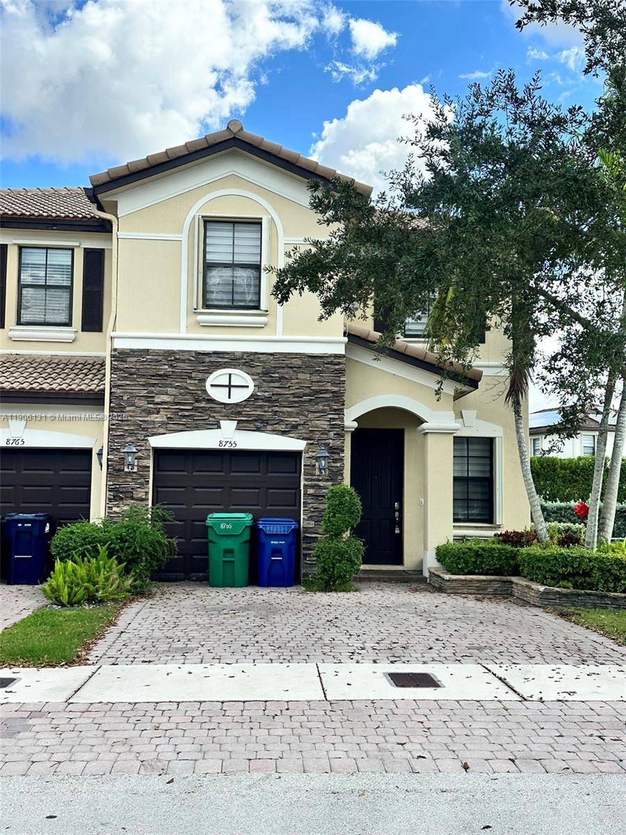 ST MORITZ ESTATES - Residential Lease