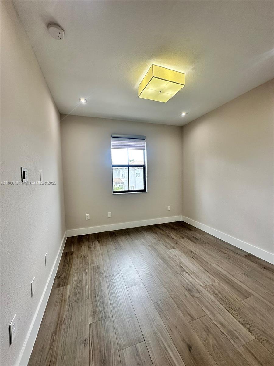 ST MORITZ ESTATES - Residential Lease