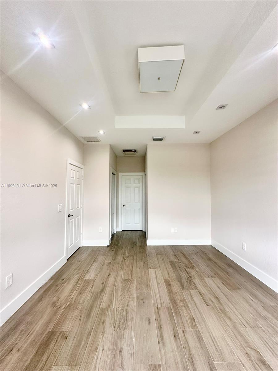 ST MORITZ ESTATES - Residential Lease