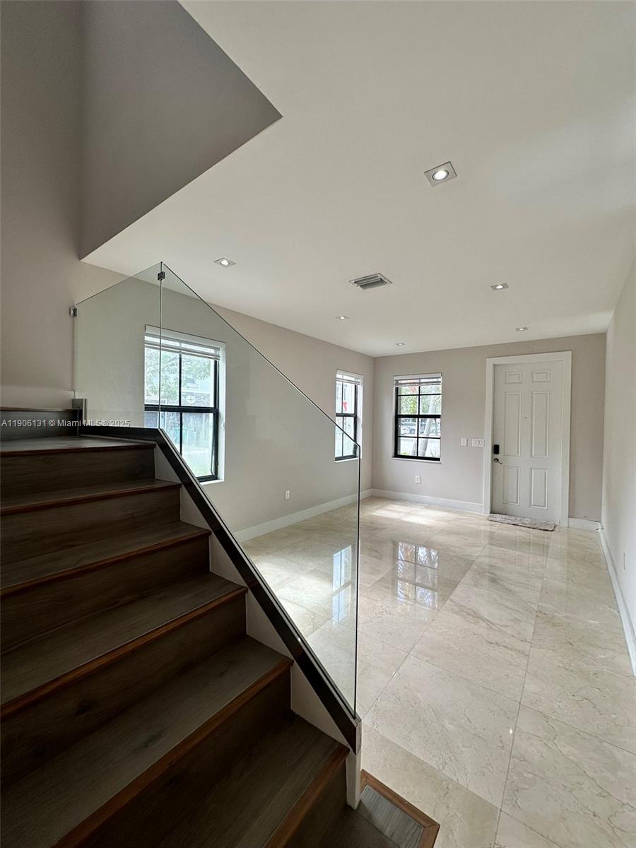 ST MORITZ ESTATES - Residential Lease