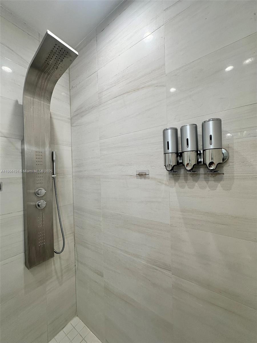 ST MORITZ ESTATES - Residential Lease