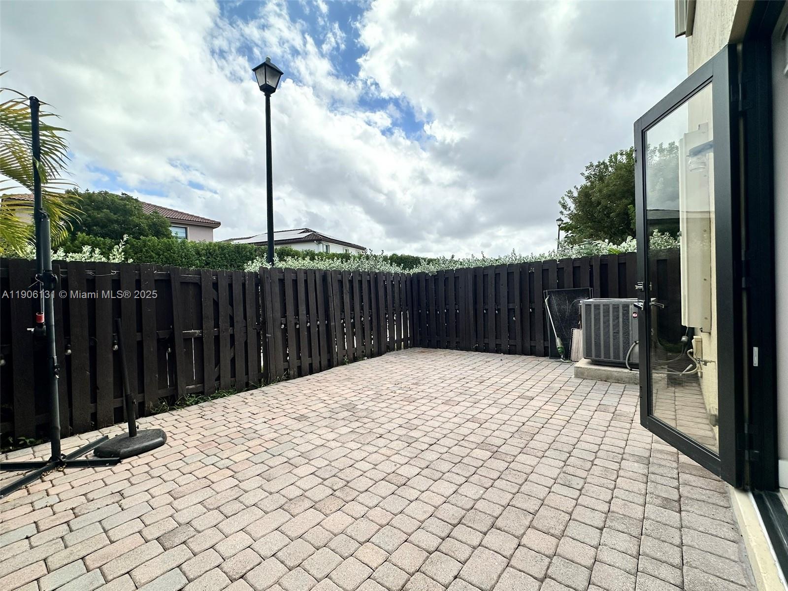 ST MORITZ ESTATES - Residential Lease