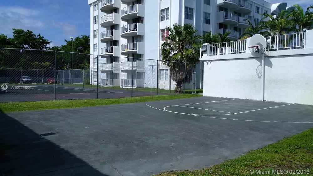 MONTECARLO CONDO - Residential Lease