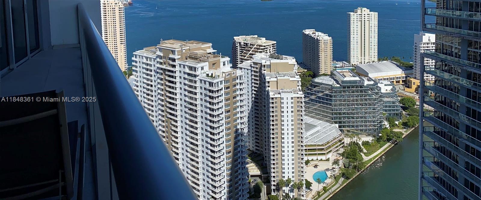 ICONBRICKELL CONDO NO 1 - Residential Lease