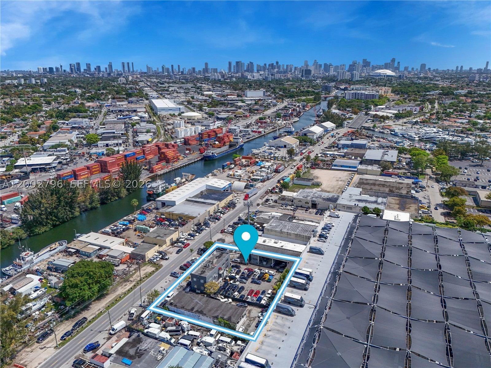 3300 & 3326 NW South River Dr