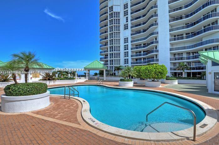 16711 Collins Ave 602, Sunny Isles Beach, FL, 33160/$1,000,000 4 16711 Collins Ave 602