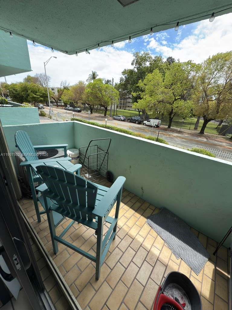 IMPERIAL TERRACES CONDO - Residential