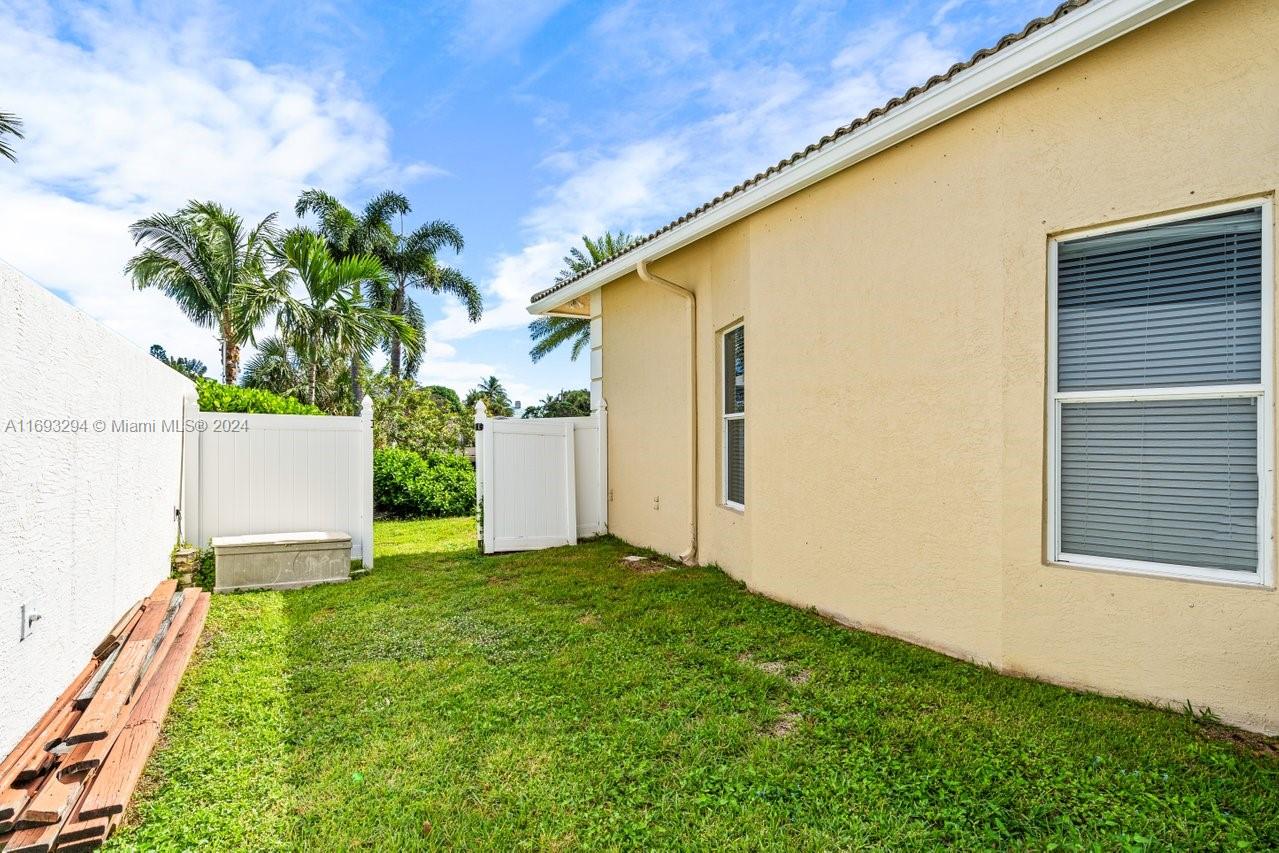 PARADISE PORT - Residential