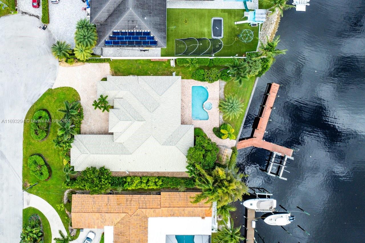 PARADISE PORT - Residential