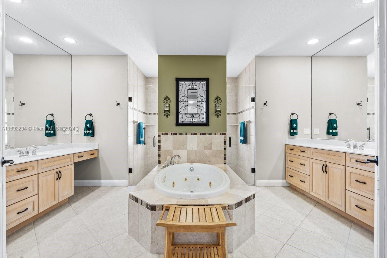 PARADISE PORT - Residential