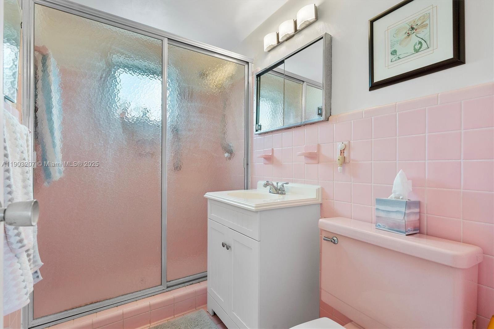 CORAL SEA TOWERS CO-OP - Residential