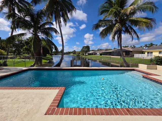 14604 SW 60th Ter