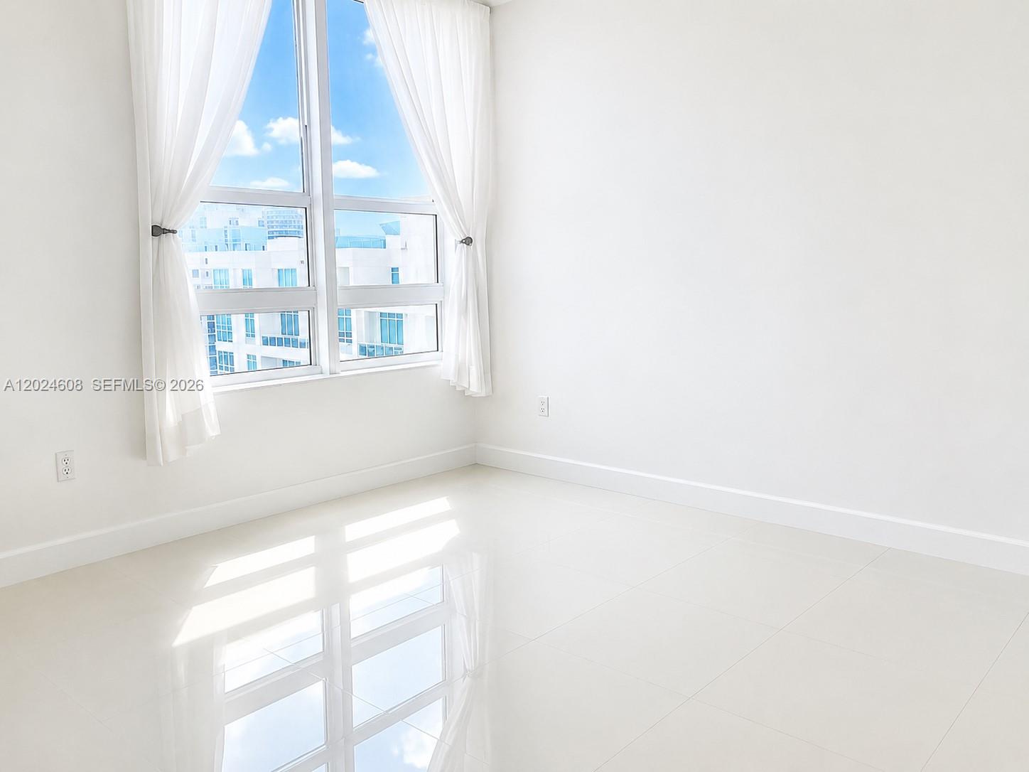 THE PLAZA 851 BRICKELL - Residential Lease