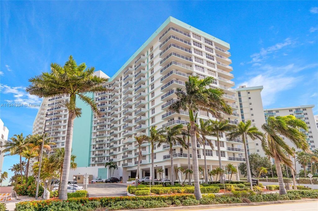 Photo of 3725 S Ocean Dr #PH23, Hollywood, FL 33019 (MLS # A11341334)