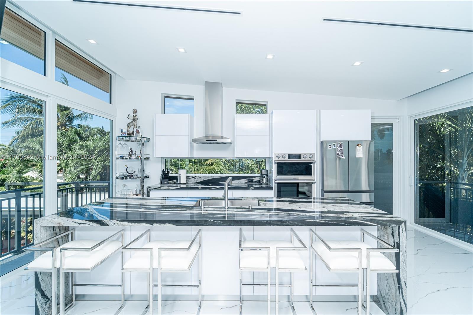 SWEETWATER ESTS SUB - Residential