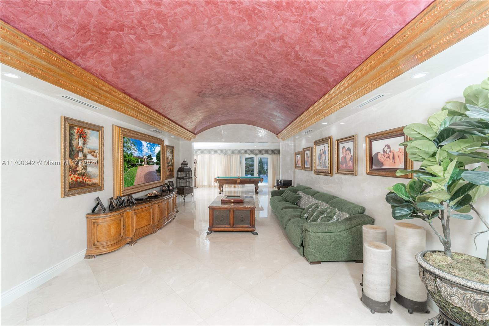 SWEETWATER ESTS SUB - Residential
