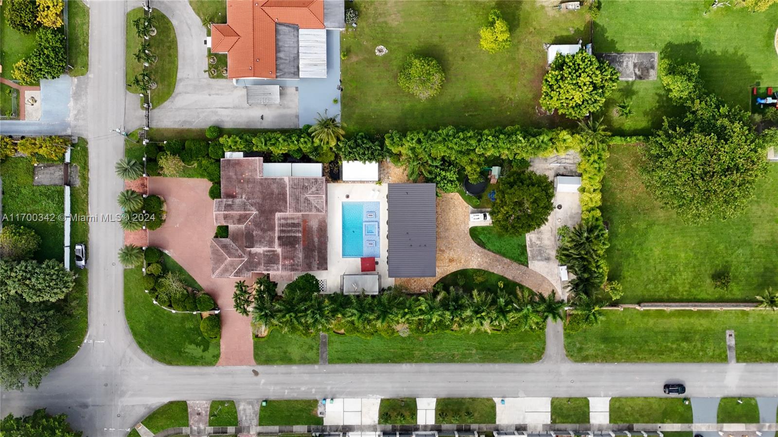 SWEETWATER ESTS SUB - Residential