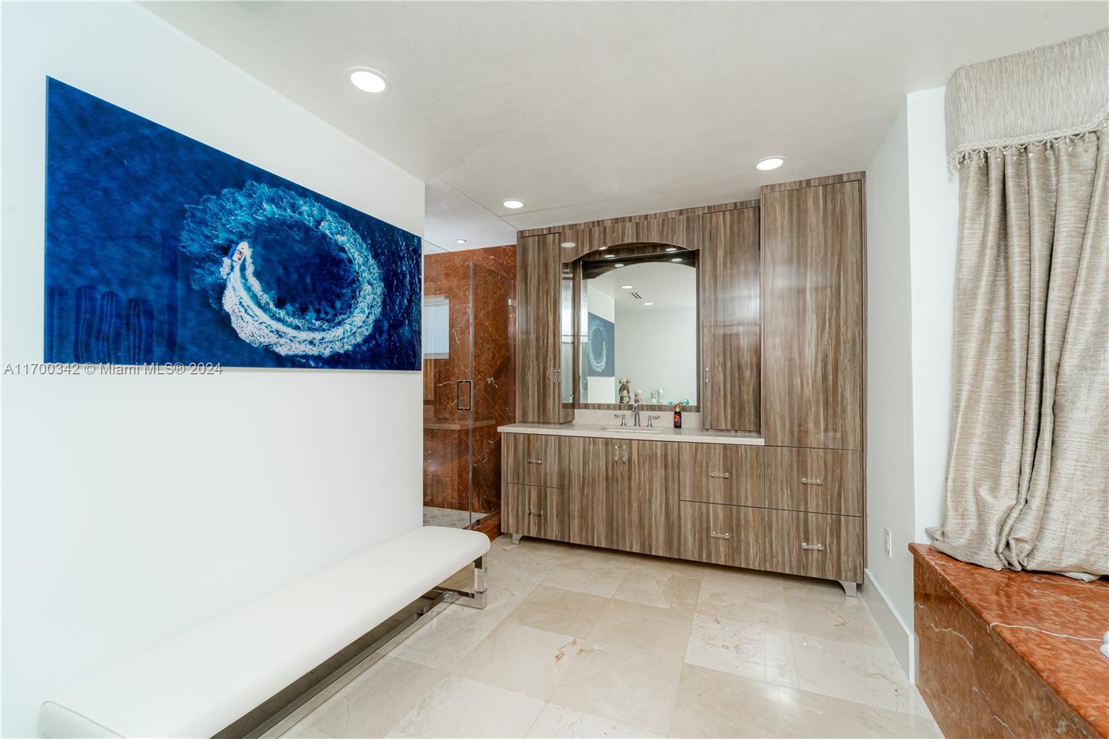 SWEETWATER ESTS SUB - Residential