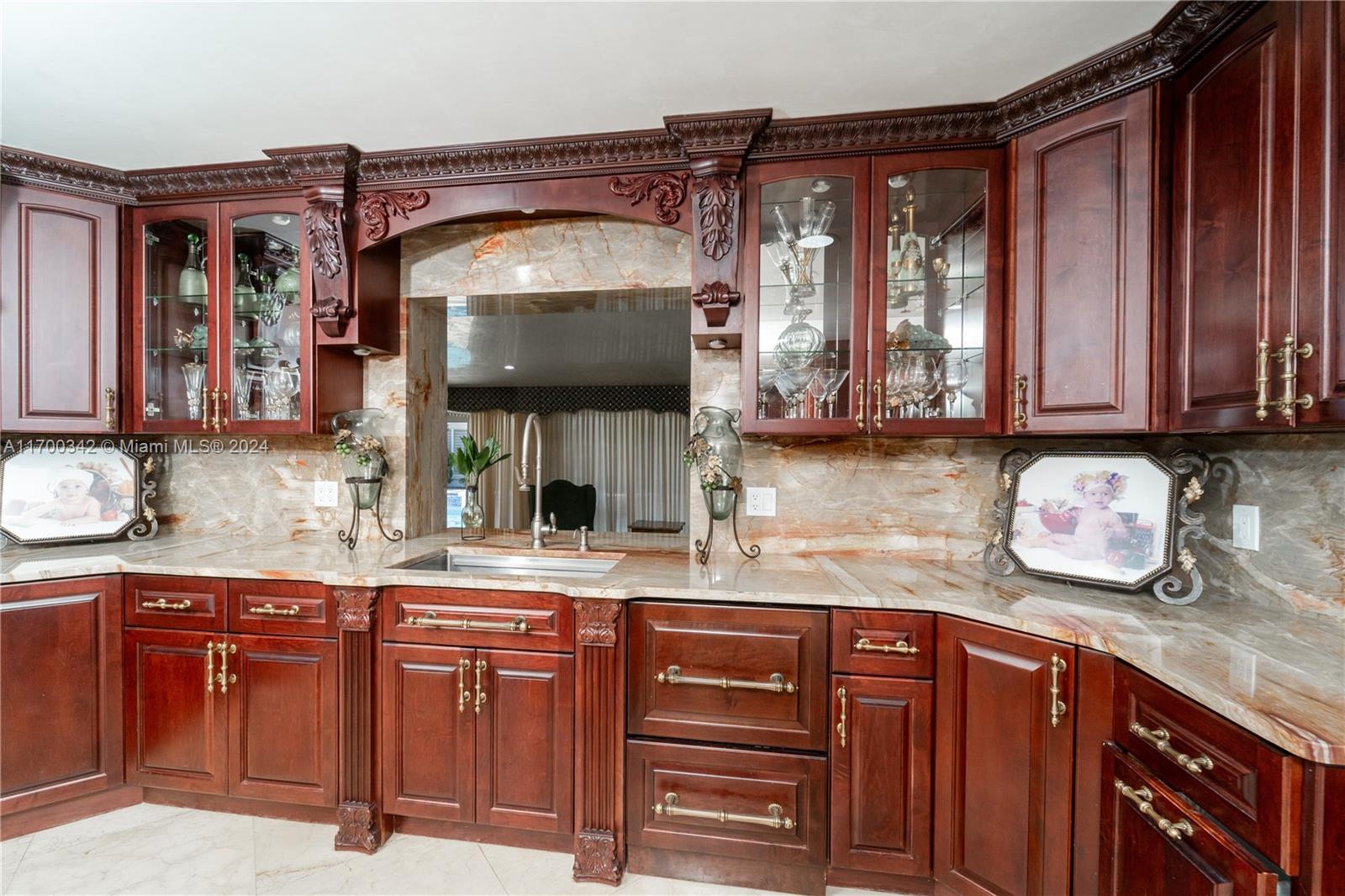 SWEETWATER ESTS SUB - Residential