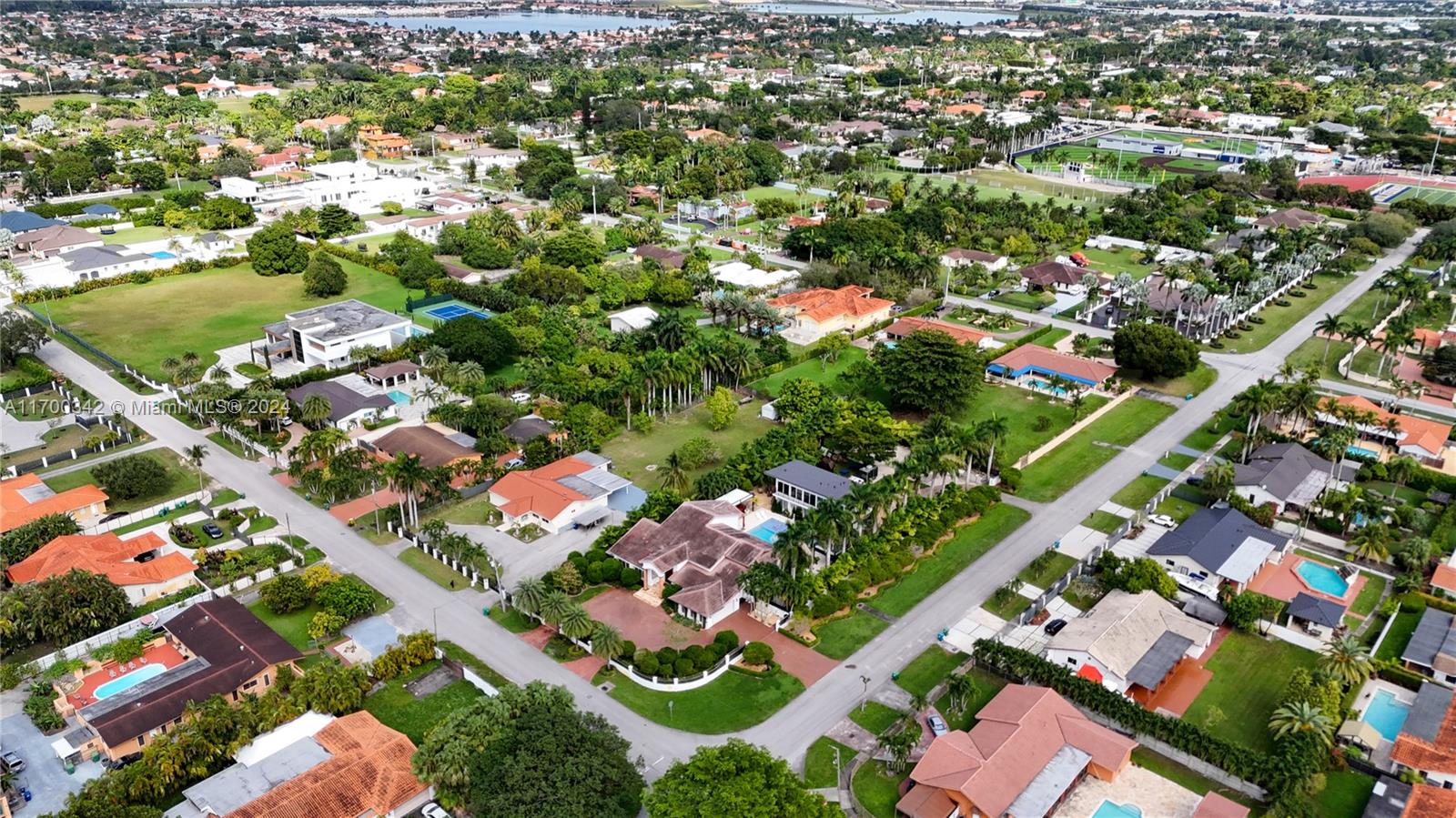 SWEETWATER ESTS SUB - Residential