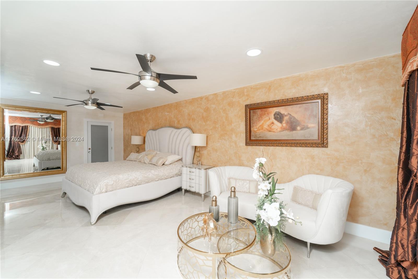 SWEETWATER ESTS SUB - Residential