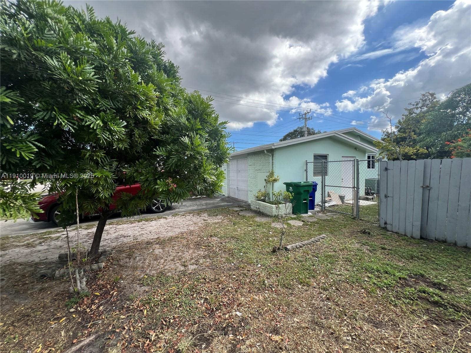 WELWYN MANOR - Residential