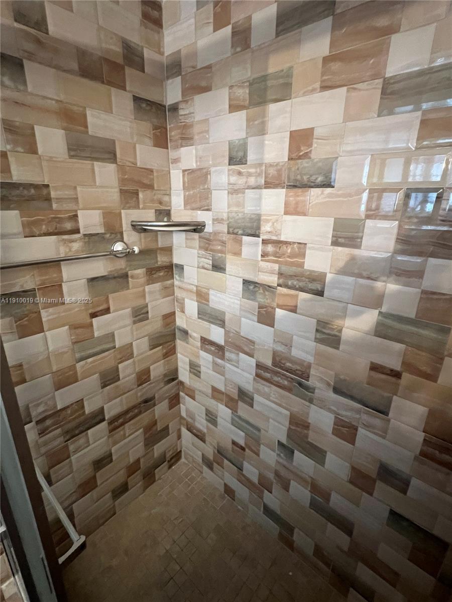 WELWYN MANOR - Residential