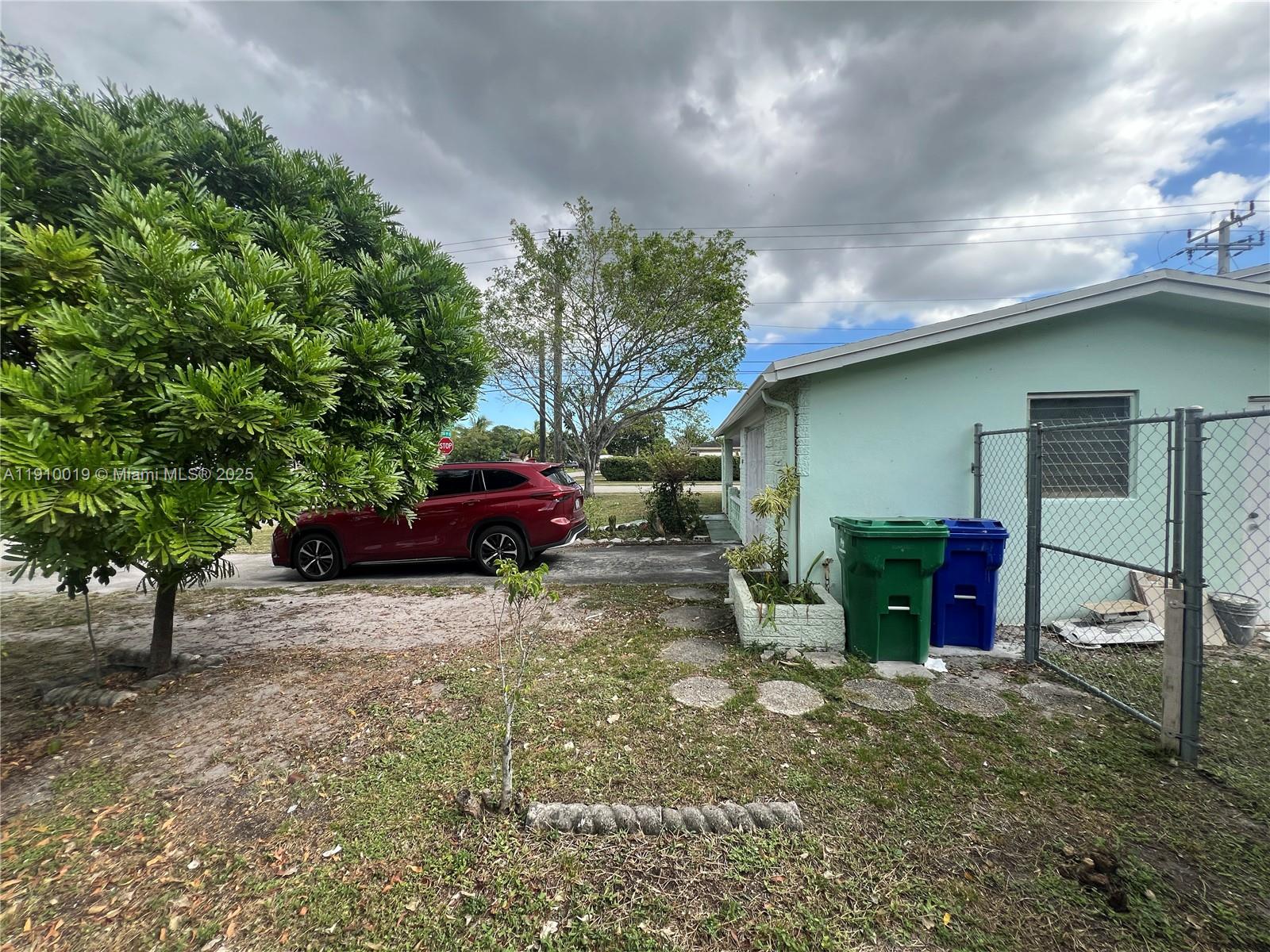 WELWYN MANOR - Residential