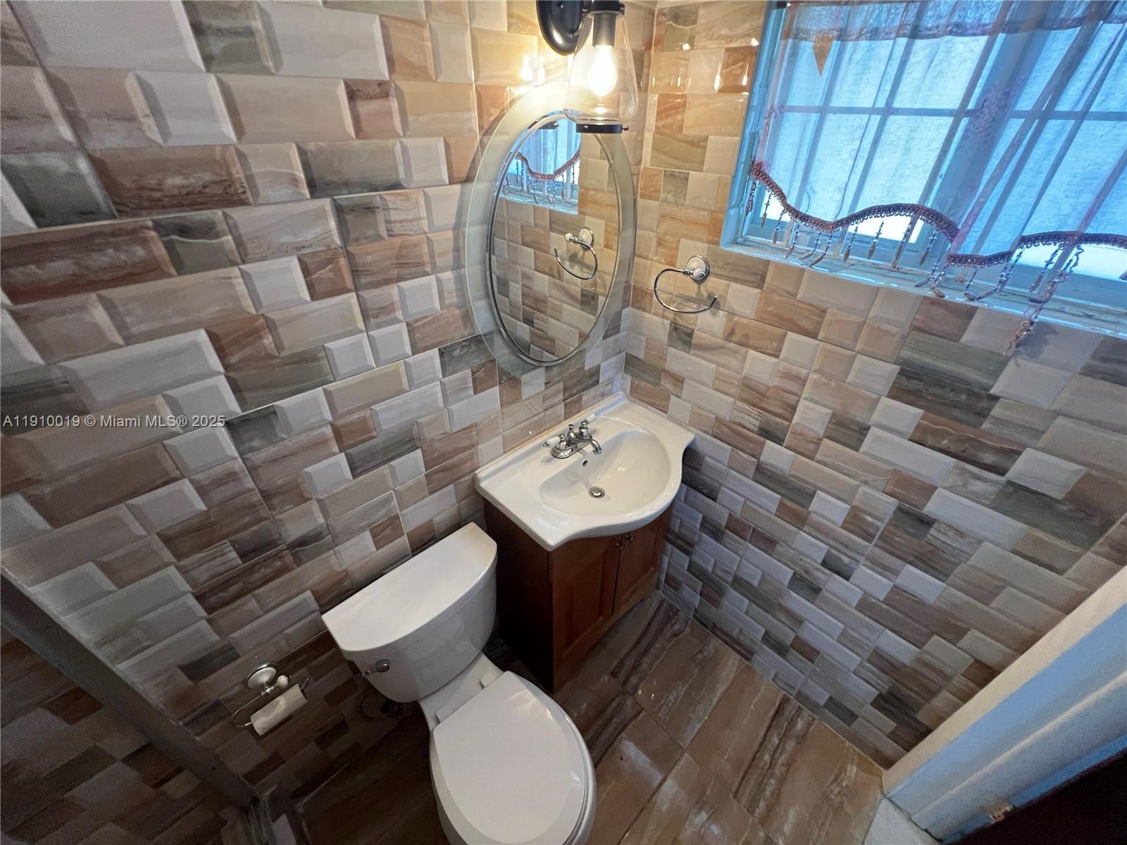 WELWYN MANOR - Residential